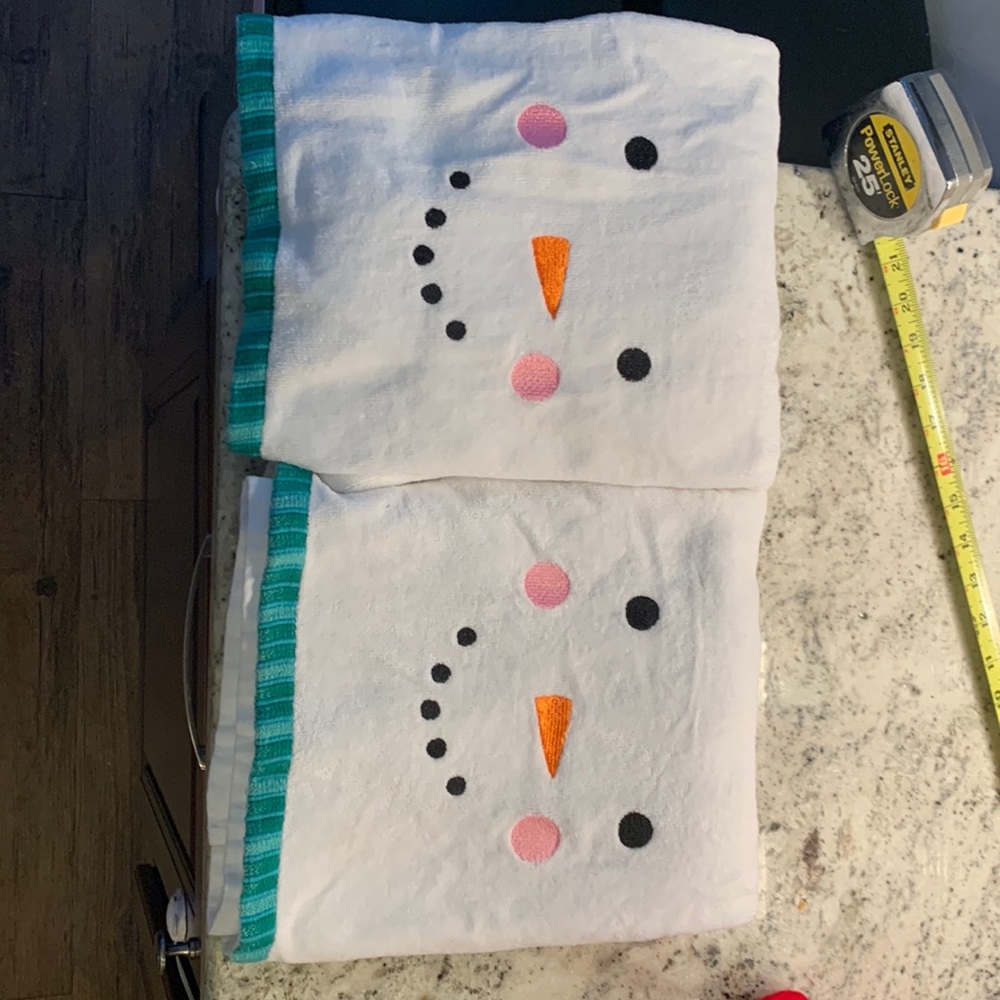 Snowman towels
